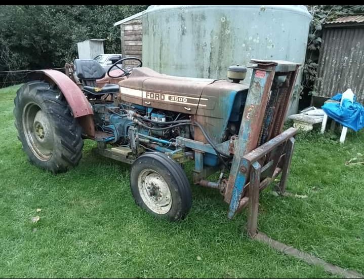 Ford 3600 Tractor